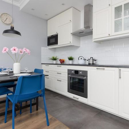 Warsaw Ursynów Apartment with Balcony by Renters Varsóvia Exterior foto