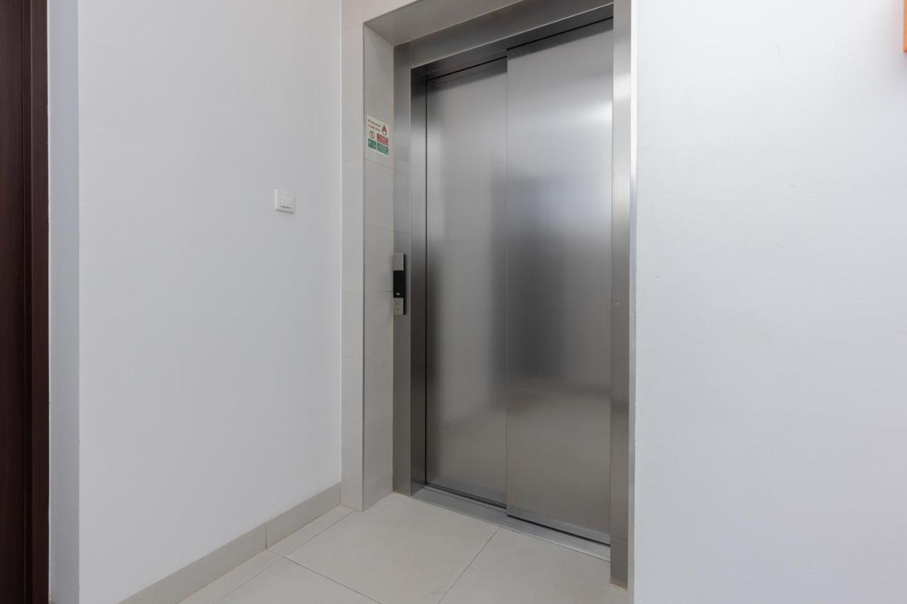 Warsaw Ursynów Apartment with Balcony by Renters Varsóvia Exterior foto
