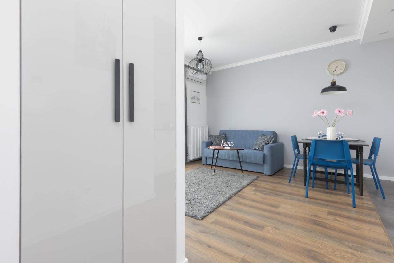 Warsaw Ursynów Apartment with Balcony by Renters Varsóvia Exterior foto