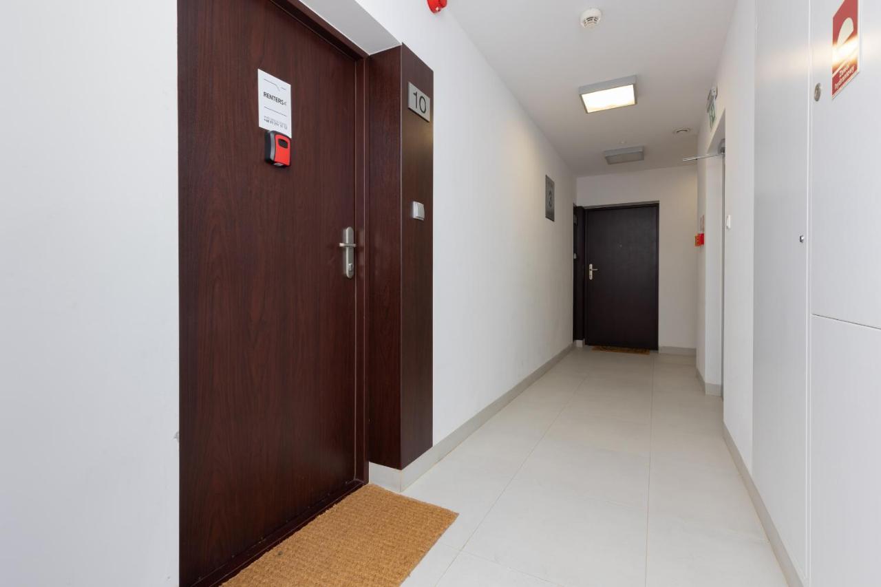 Warsaw Ursynów Apartment with Balcony by Renters Varsóvia Exterior foto